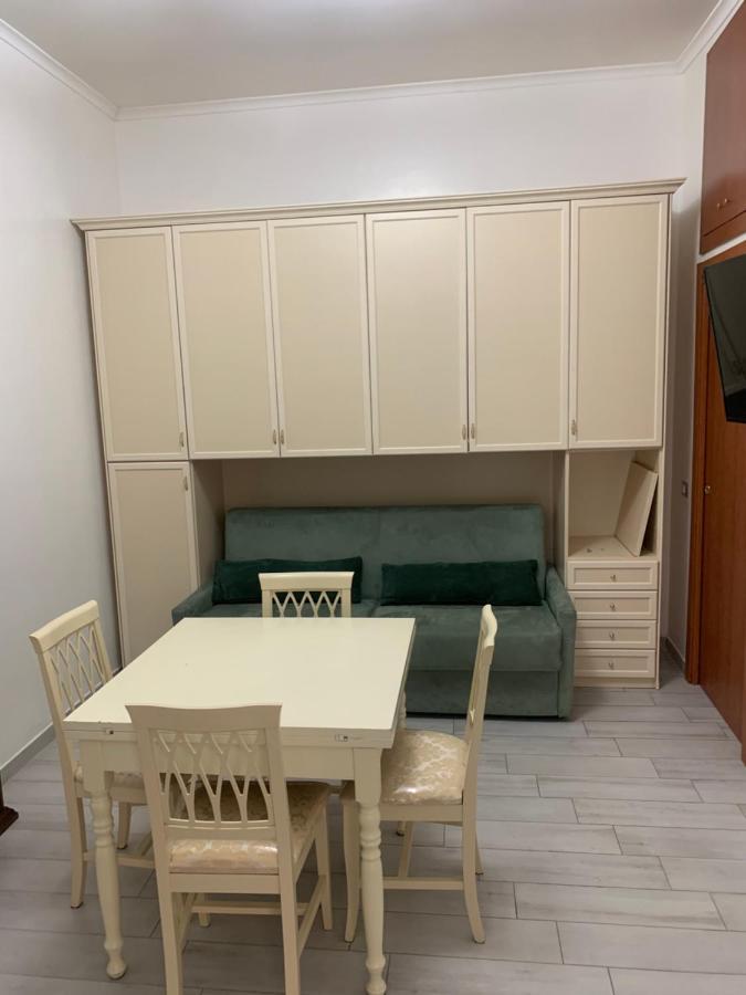 Apartamento La Casa Dei Nonni Nápoles Exterior foto